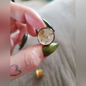 5/8" Embedded Gold Flakes Plugs